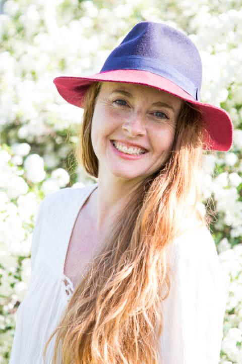 Tara Jones