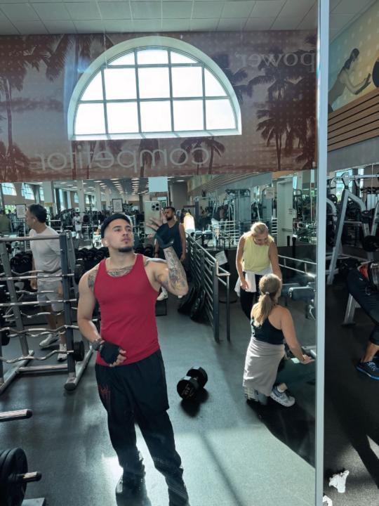 Gabriel Bustillo