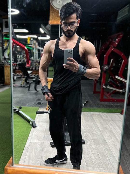 Mayank Dhingra