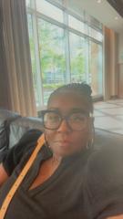 Rashauna White