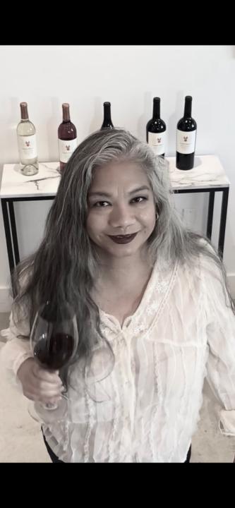 Gloria Bazan