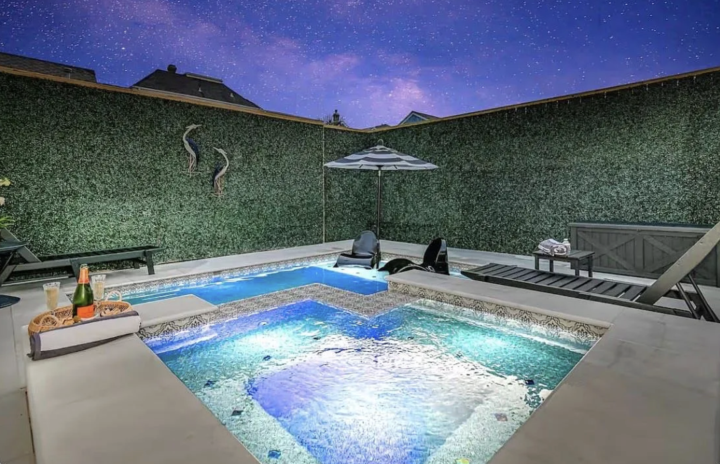 New Galveston TX STR for Sale w/ Pool