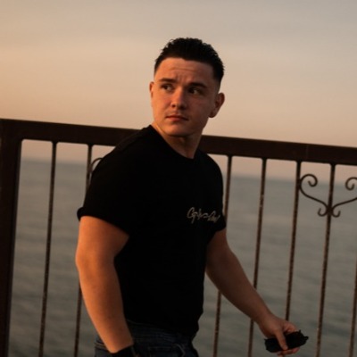 Sebastian P.