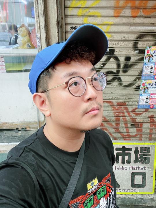 黃 郁升