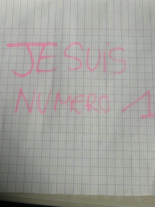 JE SUIS NUMÉRO 1 🧠