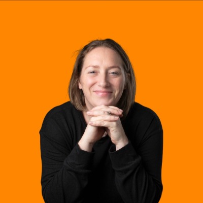 Nicola Barnett