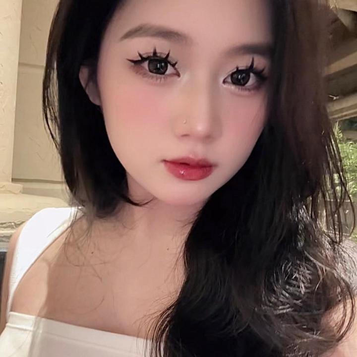 Ha Huyen vi