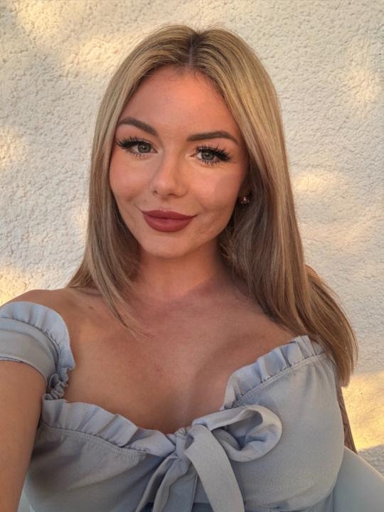 Chloe Ayre
