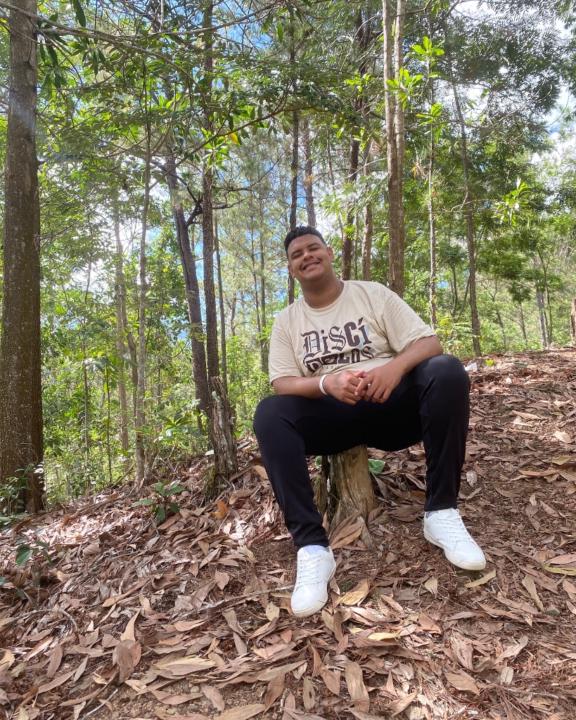 Junior Samuel Paredes García