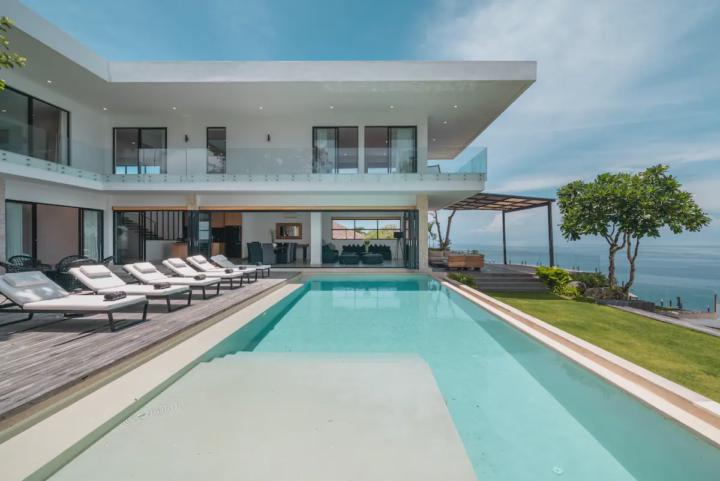 👺 When we’re in Bali you can leave your past life behind  