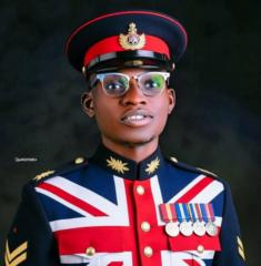 Daweisa Holy Daweisa Holy Phanuel