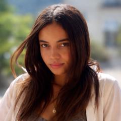 Yasmine Aziz