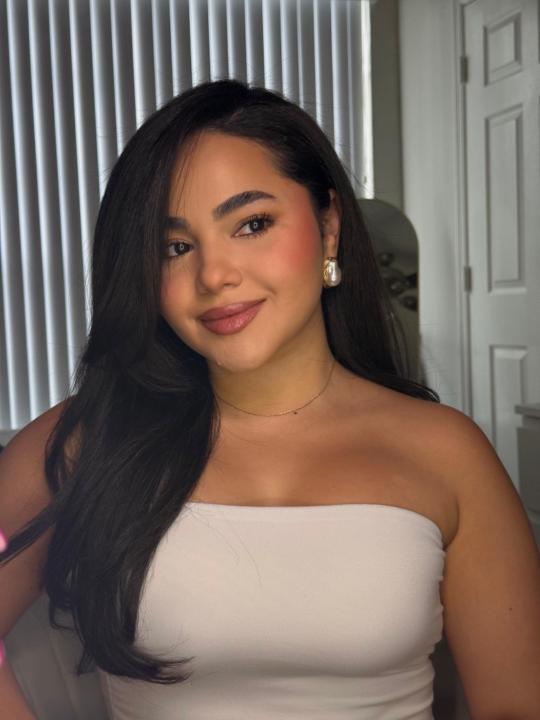 Alejandra Caraballo