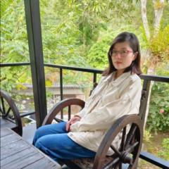 Sola Zhang