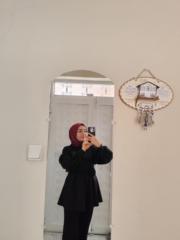 Emine B