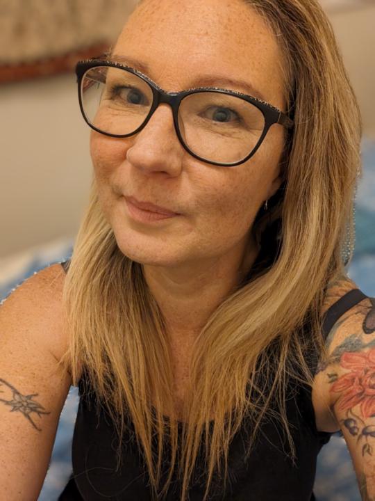 Taryn Field