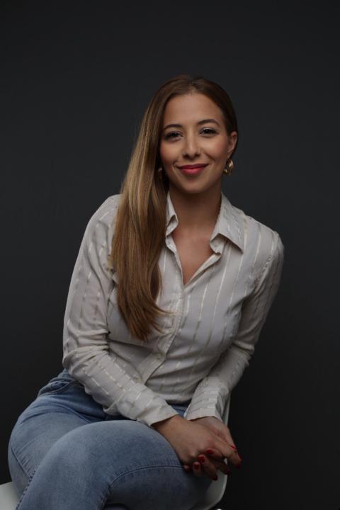 Lila Kired
