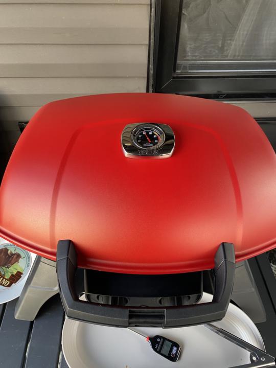 New BBQ for my mom… and our first recipe was a 100% success! 🔥🍗