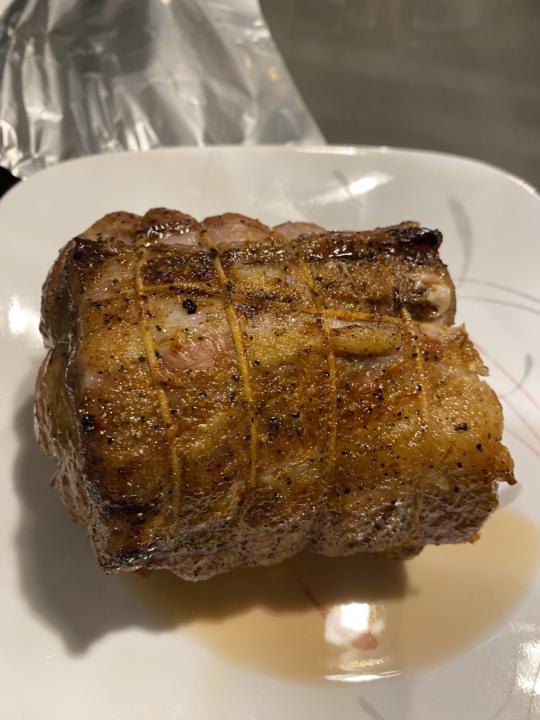 I’ve NEVER seen pork loin this juicy. Unreal! 😳🔥