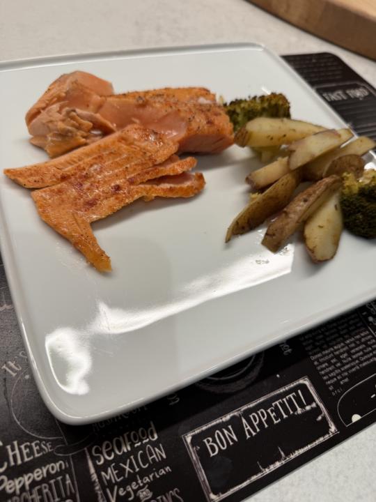 🐟🔥 NON-GENDER TROUT ON SALT BOARD - SMOKED APPLE EDITION 🔥🍎