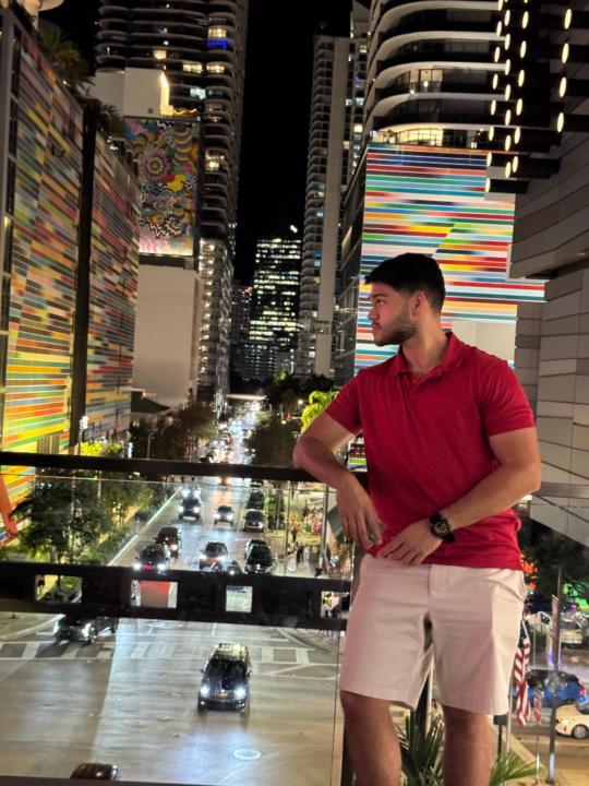 Stefano Uchuya canales