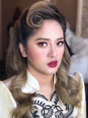 Glazen Joi Manalo