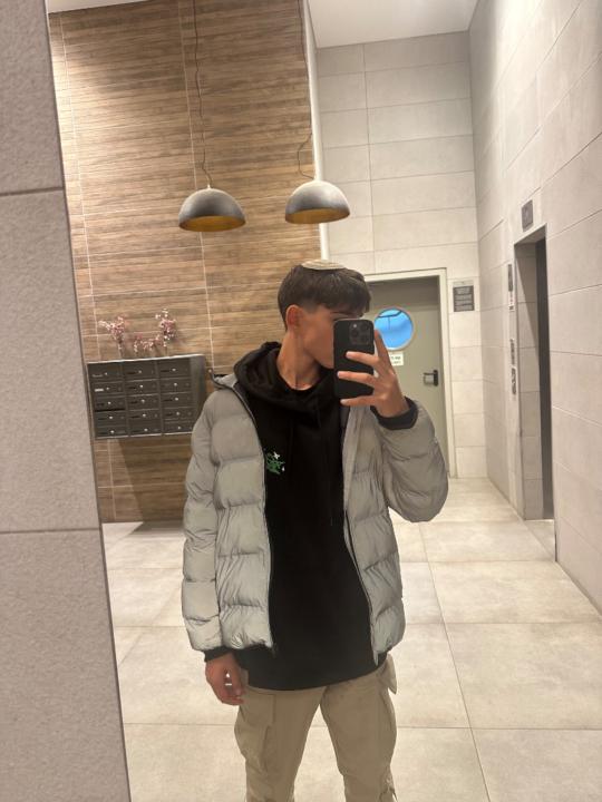 Amit Erez