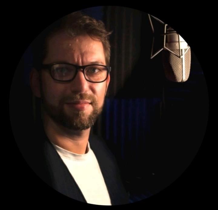 Simon Wells