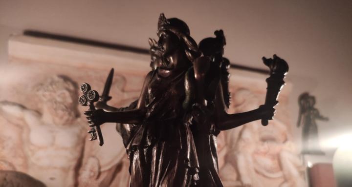 En el camino de Hekate