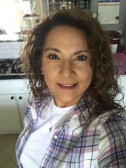 Elizabeth Flores