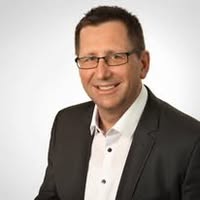 Manfred Knuefken