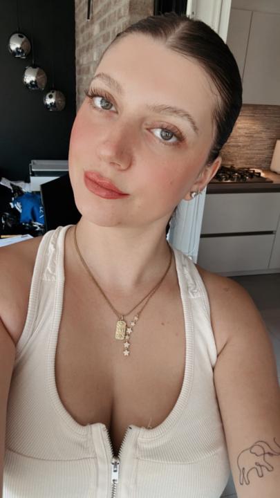 Özge Acar