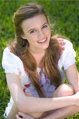 Hazel Leo