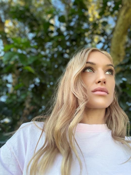 Aleesia Van den ende