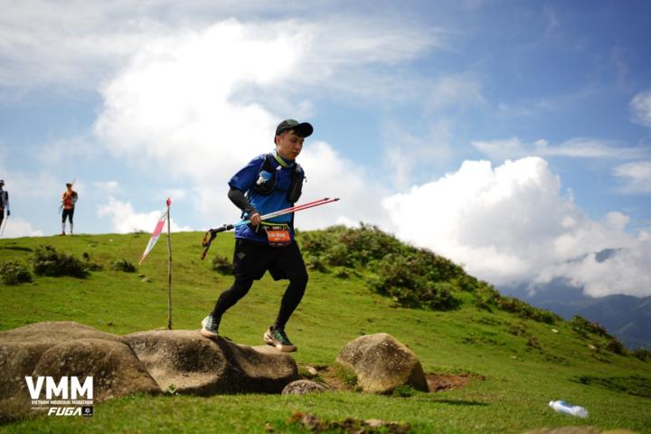 Hoàng Trần