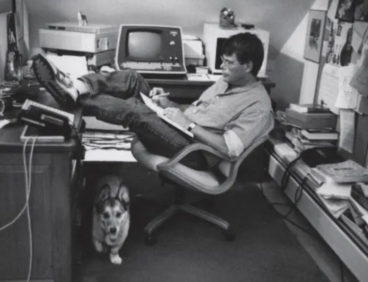 I'm hosting TWO Live Writing Sessions (Join me ✏️?)