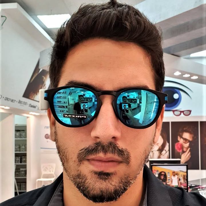 Roi Akian