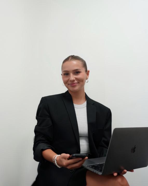 Claudia Wellman