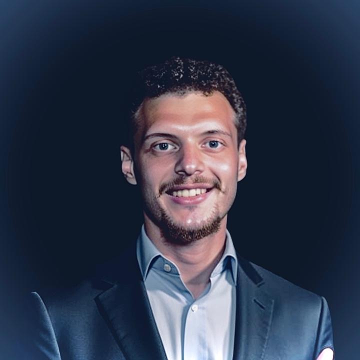 Conor Lewis