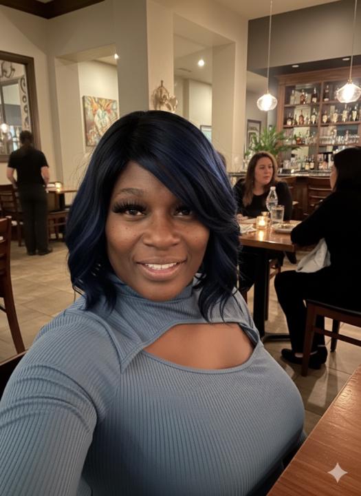 Monhii baggz I am definitely her