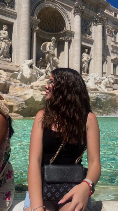 Цветелина Благова