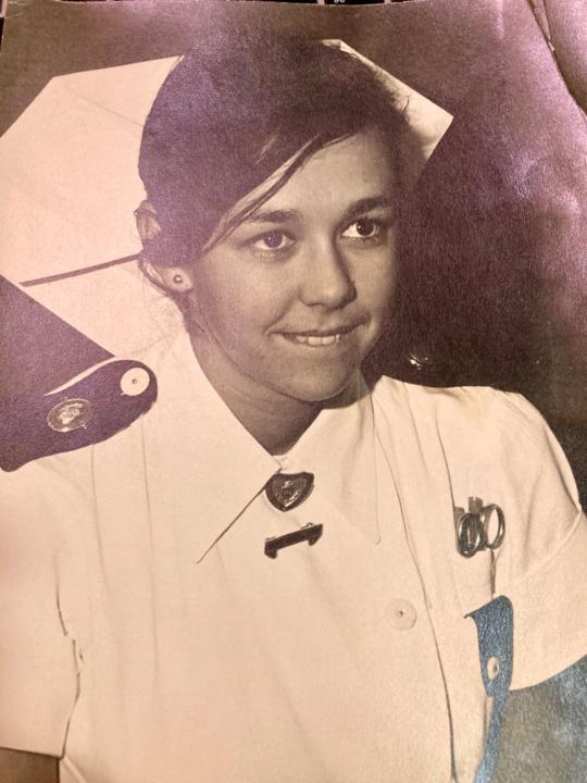 Dee White