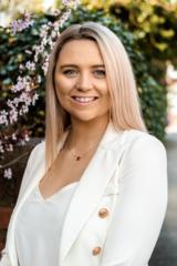 Laura Grayson