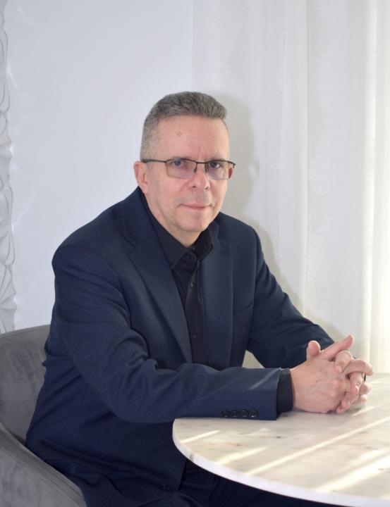 Edward Suzin