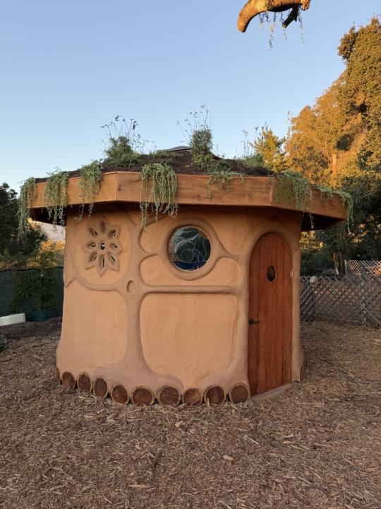 Finished Palletable Cobin in Watsonville at the Feel Good Canpground 