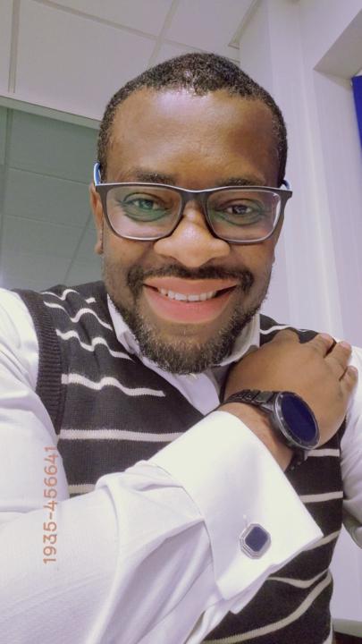 Dr Lawrence Amoah