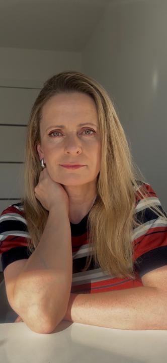 Ilona Cach