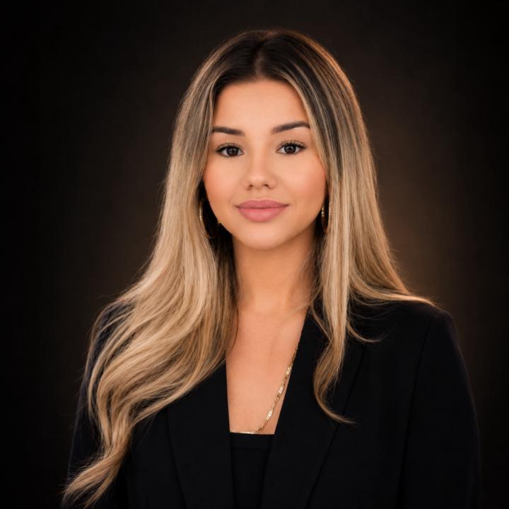 Kinberly Cruz