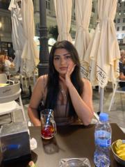 Ava Vaziri