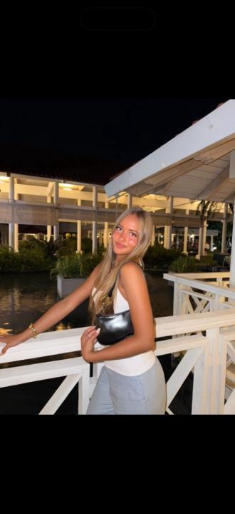 Lina B